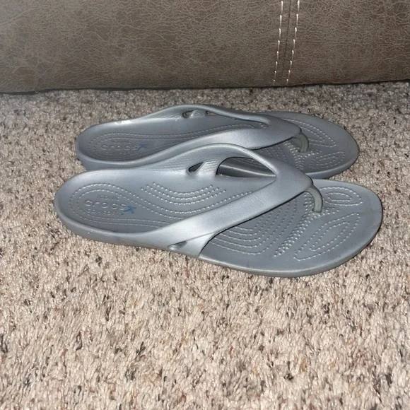 Crocs Kadee II Women's Flip Flop Size 8 Sandals - Picture 1 of 5